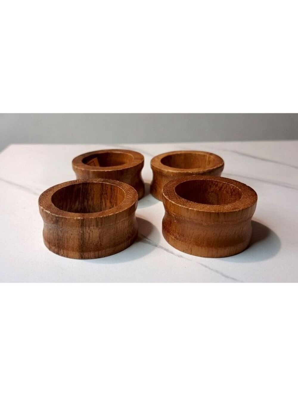 Vintage Set of 4 Natural Grain Made in the Philippines Wood Napkin Rings